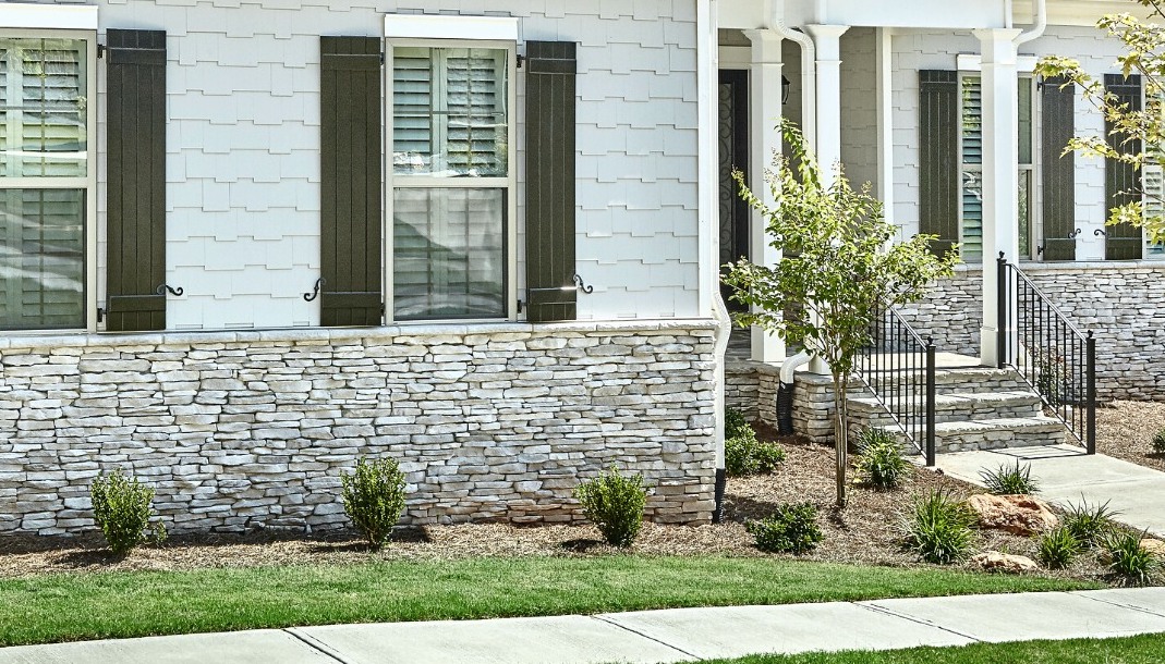 Stone Veneer on Foundation of Home - Ledgestone Series - Horizon Stone