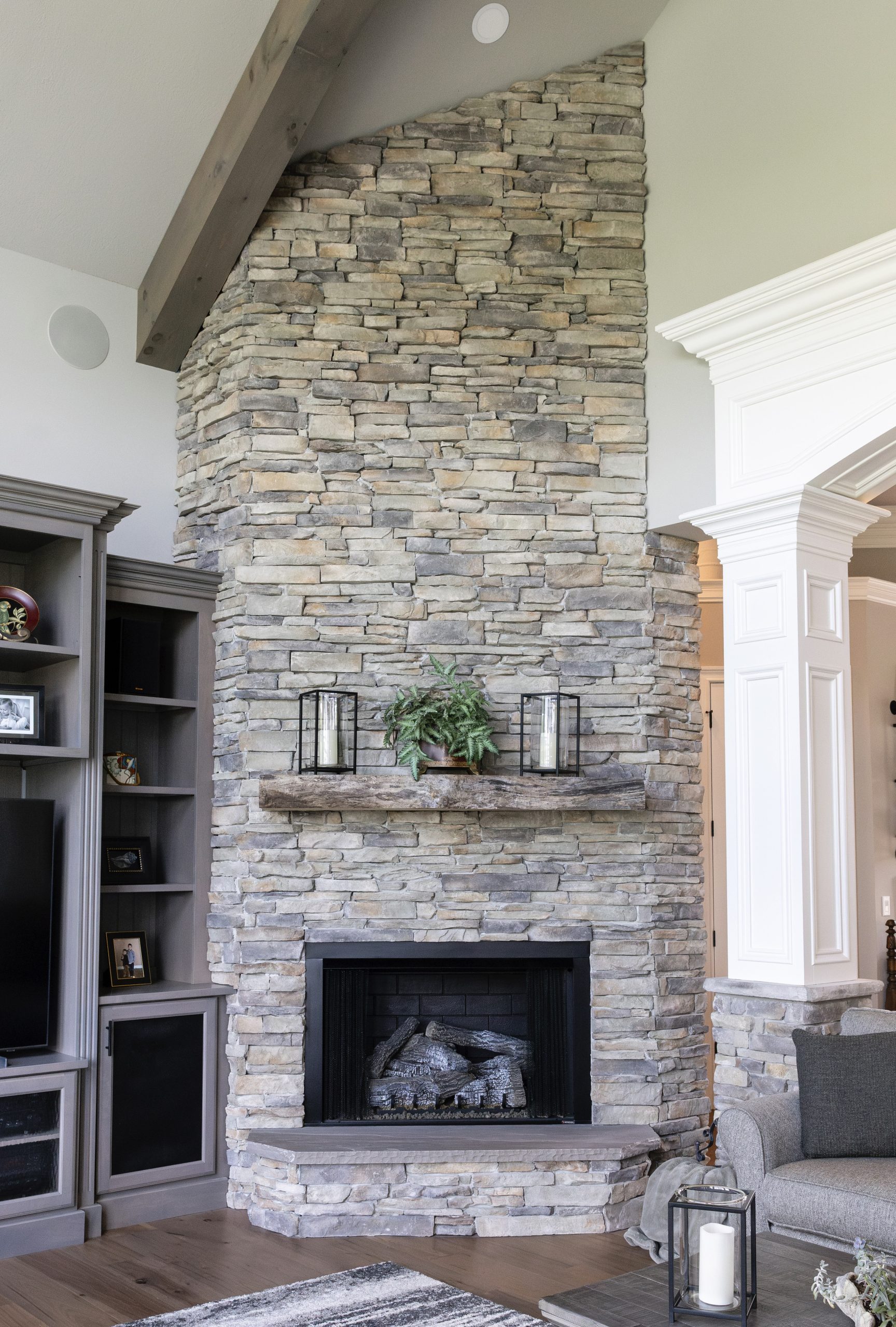 19th Century Stone Veneer Exterior - Horizon Stone